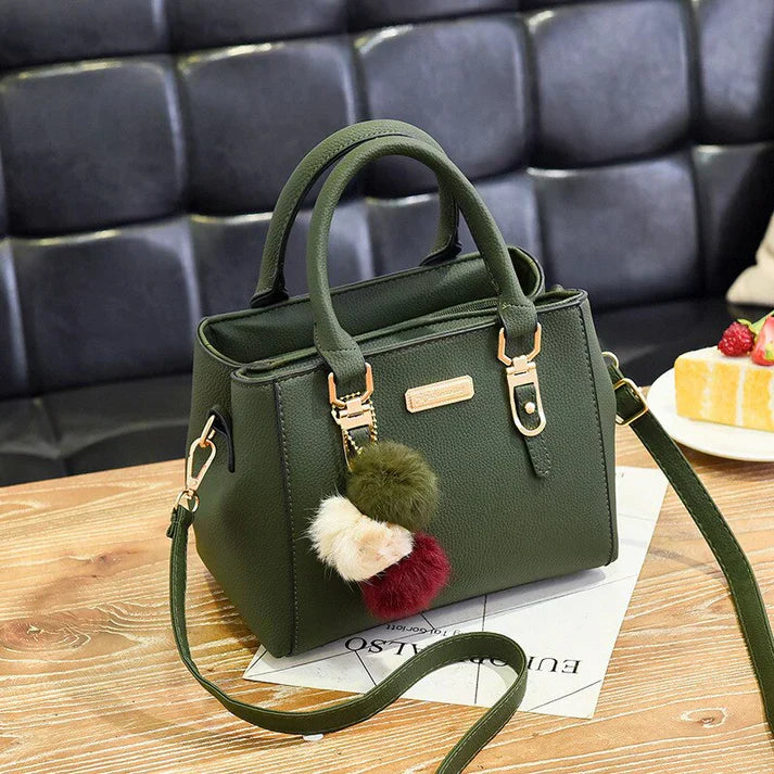 Zwergini-Mode | Handtasche mit Anhänger