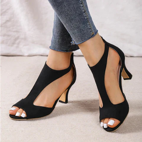 Zwergini-Mode -  Orthopädische Sandalen mit Absätzen