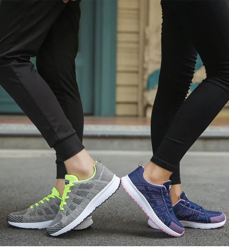 Zwergini-Mode | Leichte Turnschuhe aus Mesh
