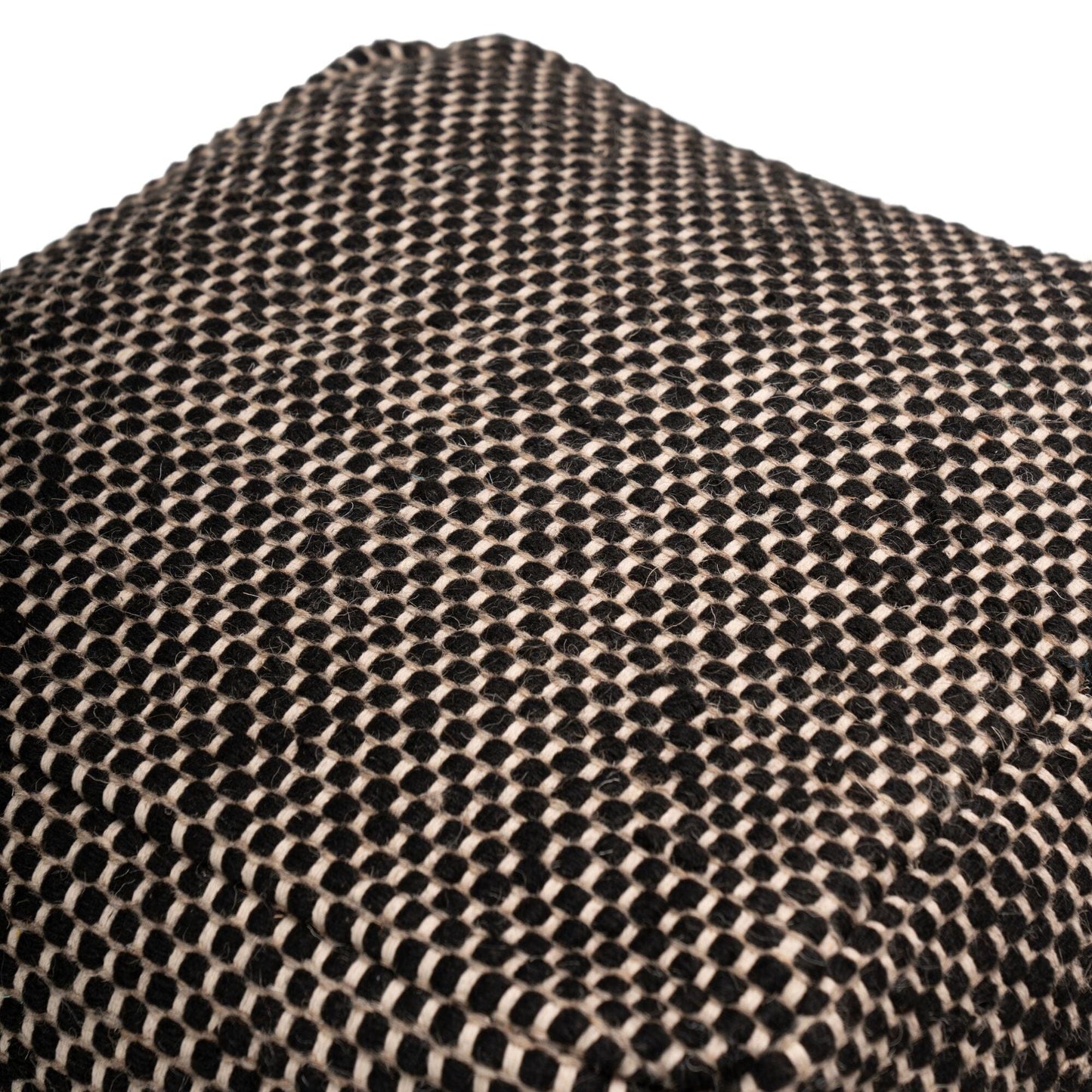 Atcham Woll- & Baumwoll-Ottomanhocker – Schwarz