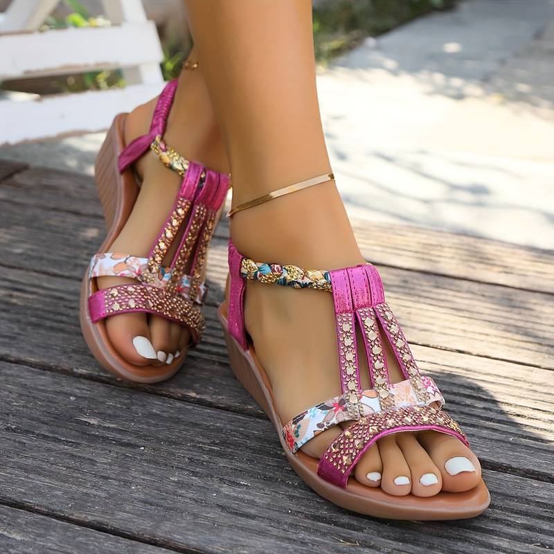 Zwergini-Mode | Schicke Boho-Sandalen