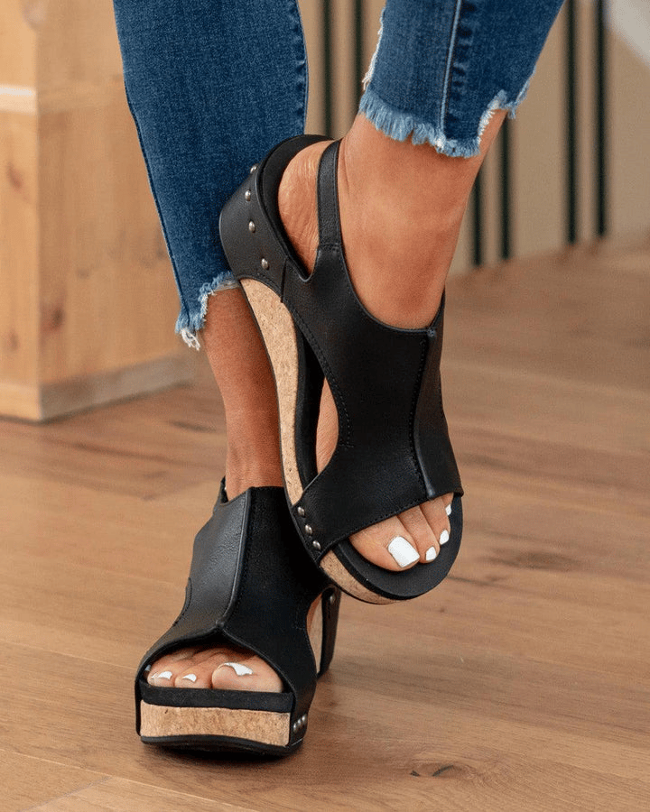 Zwergini-Mode | Stylische Sandalen