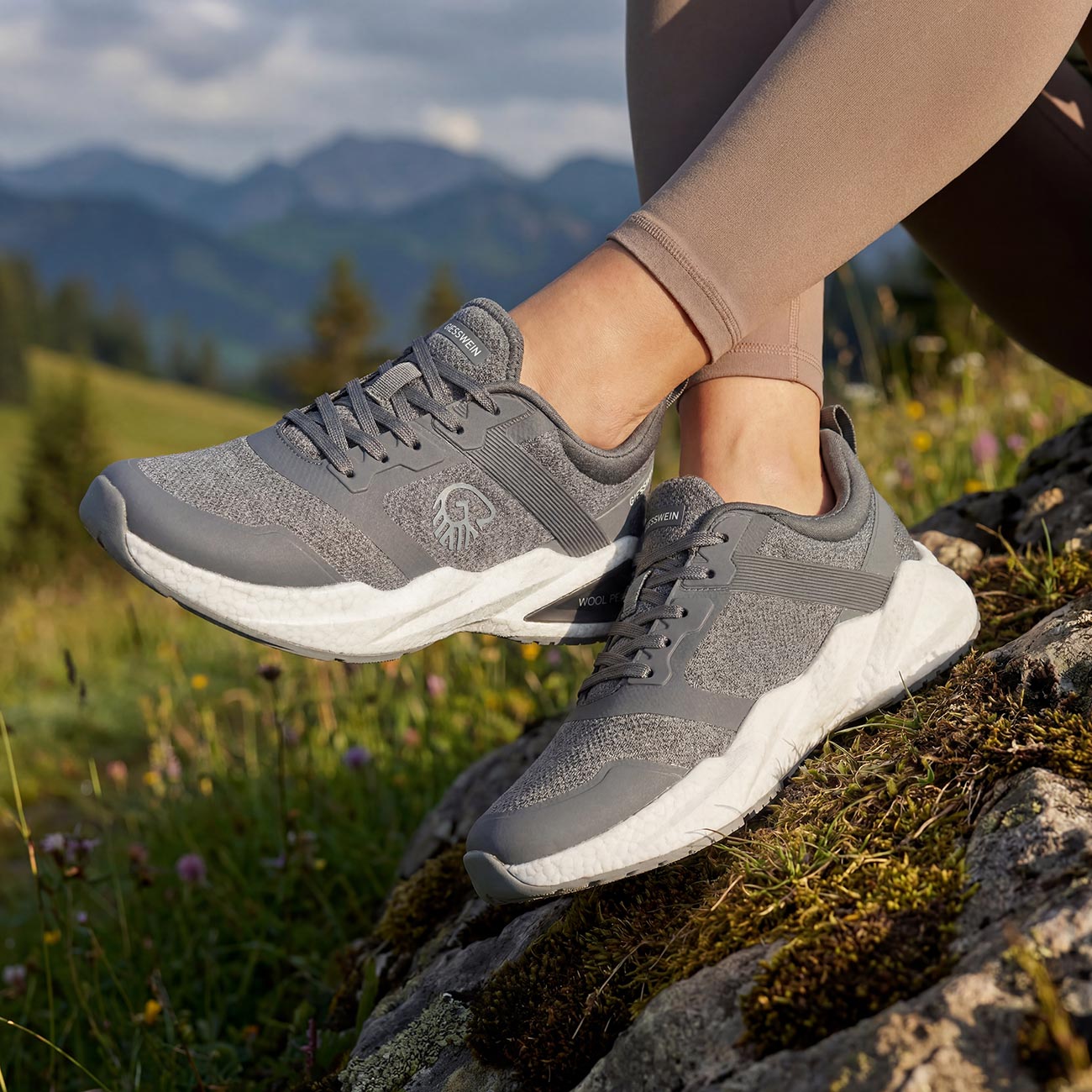 Wool Peak Women