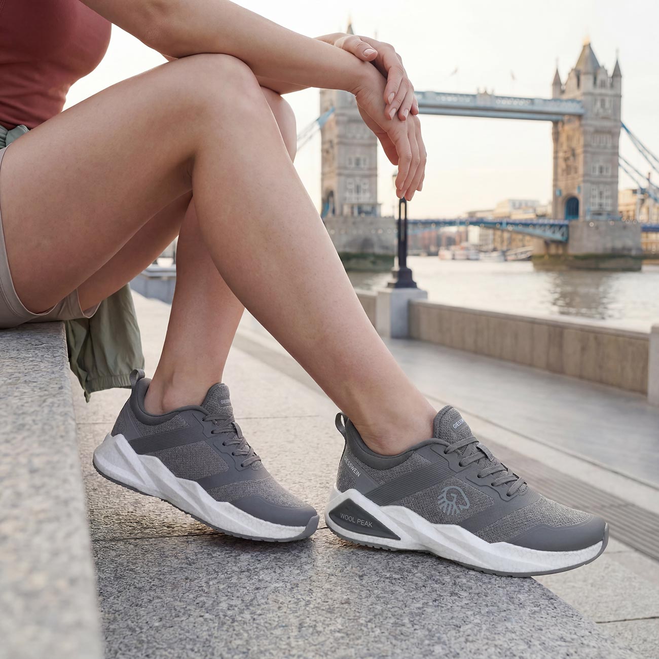 Wool Peak Women