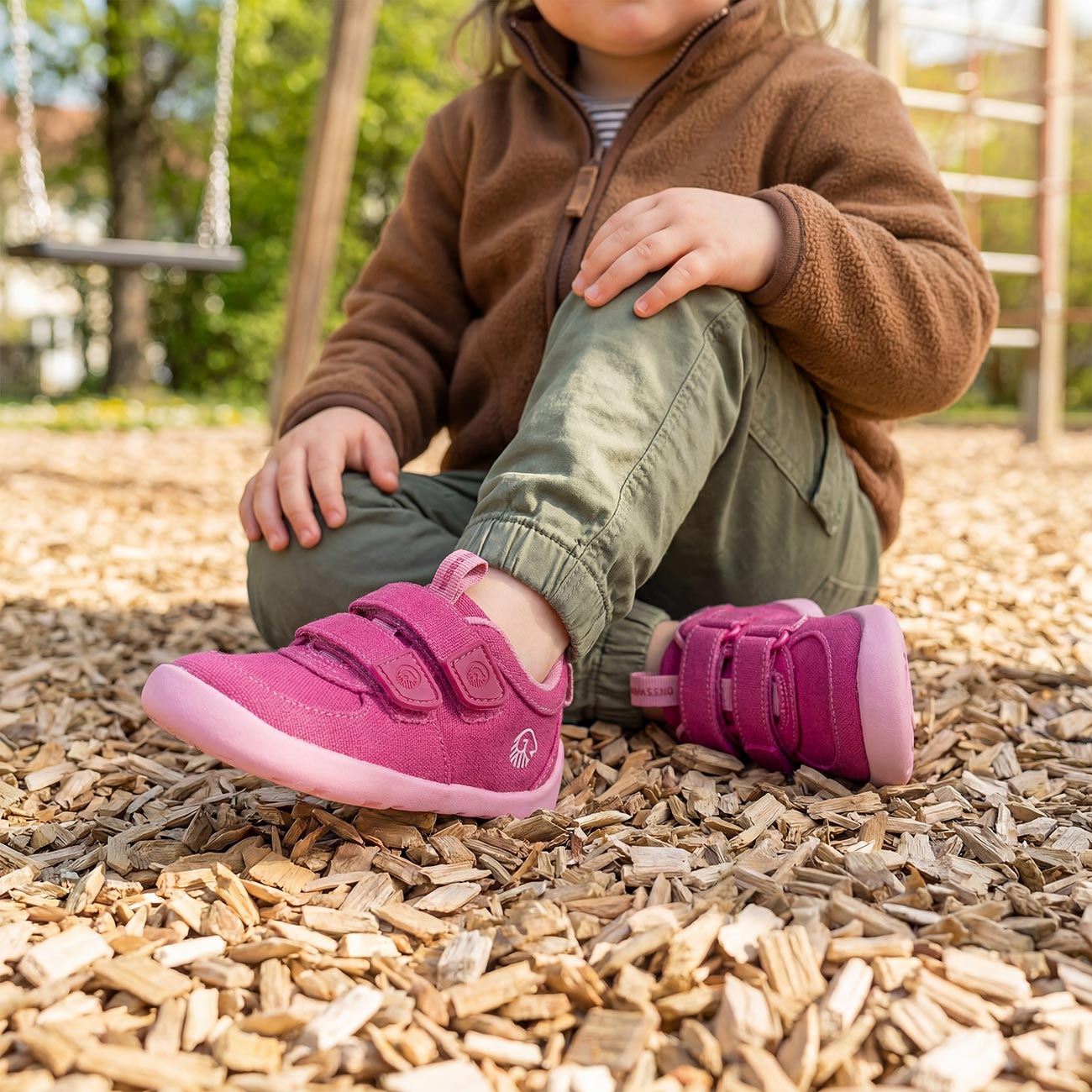 Kids Barefoot Canvas