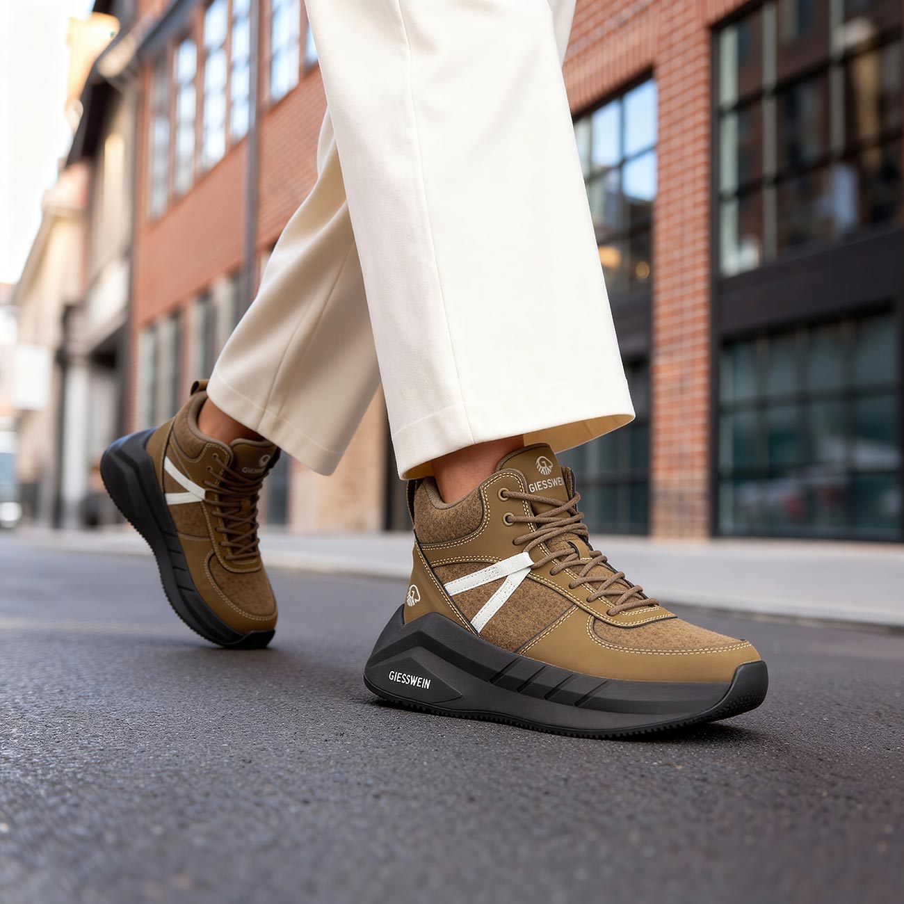 Chunky High Sneaker Women