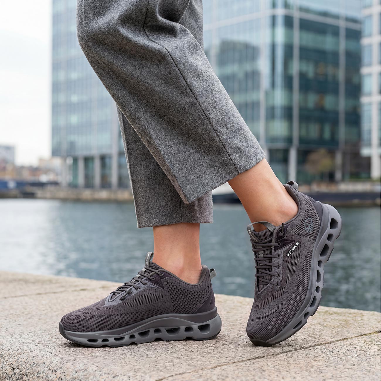 Wool Boom Women