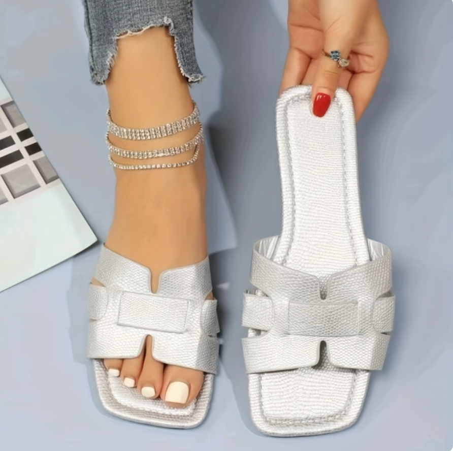 Zwergini-Mode | Die eleganten und stylische Sandalen für den Frühling/Sommer