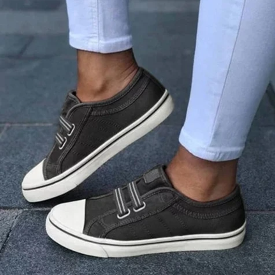 Zwergini-Mode - Lässige Turnschuhe Zum Hineinschlüpfen