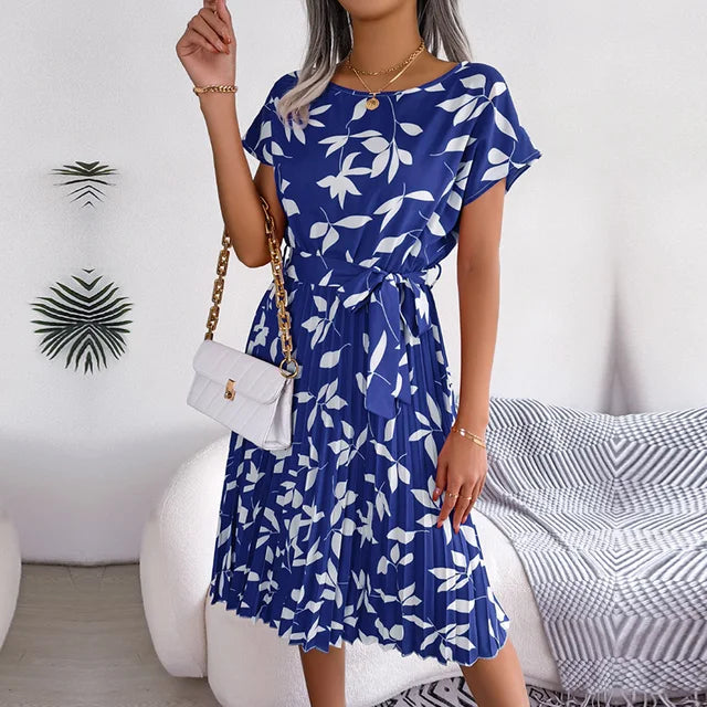 Zwergini-Mode | Elegantes Floral Kleid für Jeden Anlass