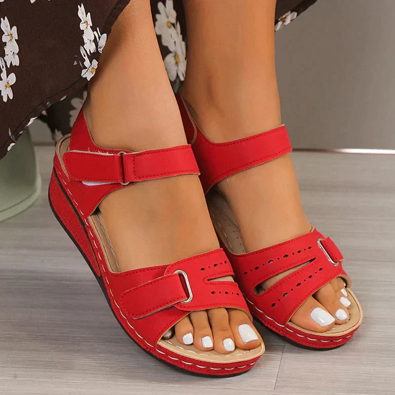 Zwergini-Mode - Orthopädische elegante Sandalen