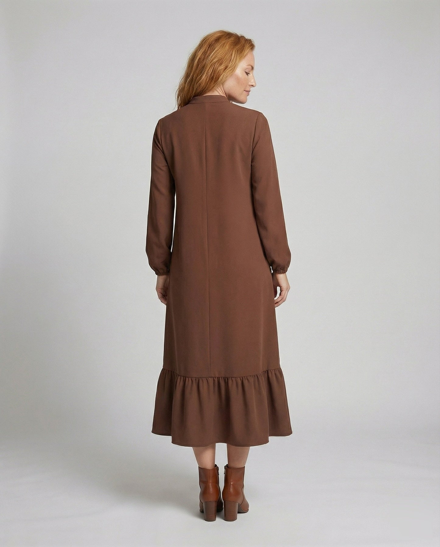 Damen schlichtes Maxikleid mit Volantstufe