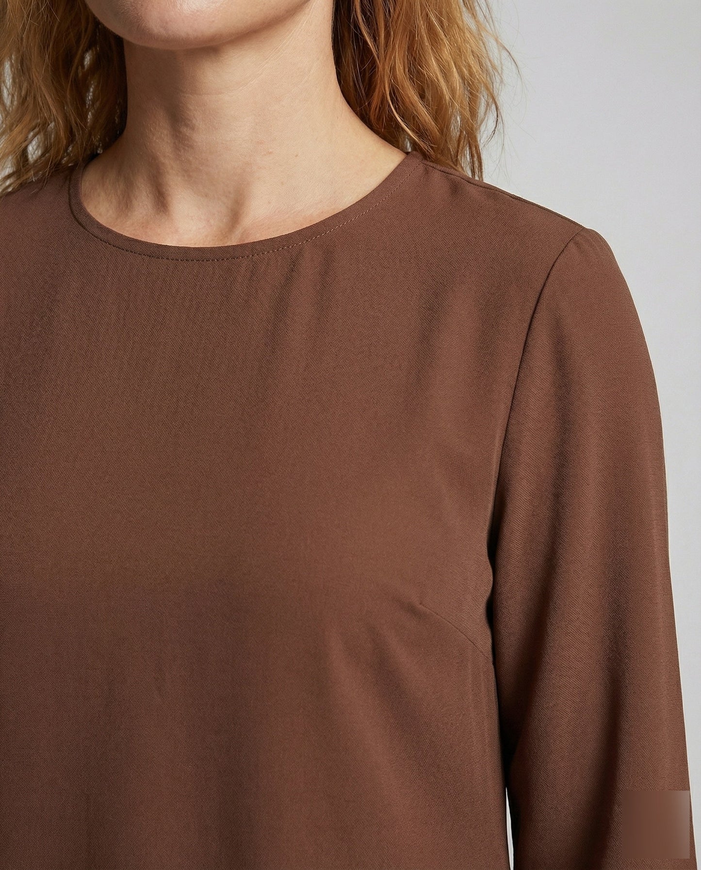 Damen schlichtes Maxikleid mit Volantstufe