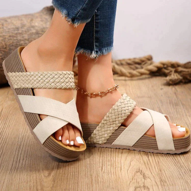 Zwergini-Mode - Orthopädische Modesandalen