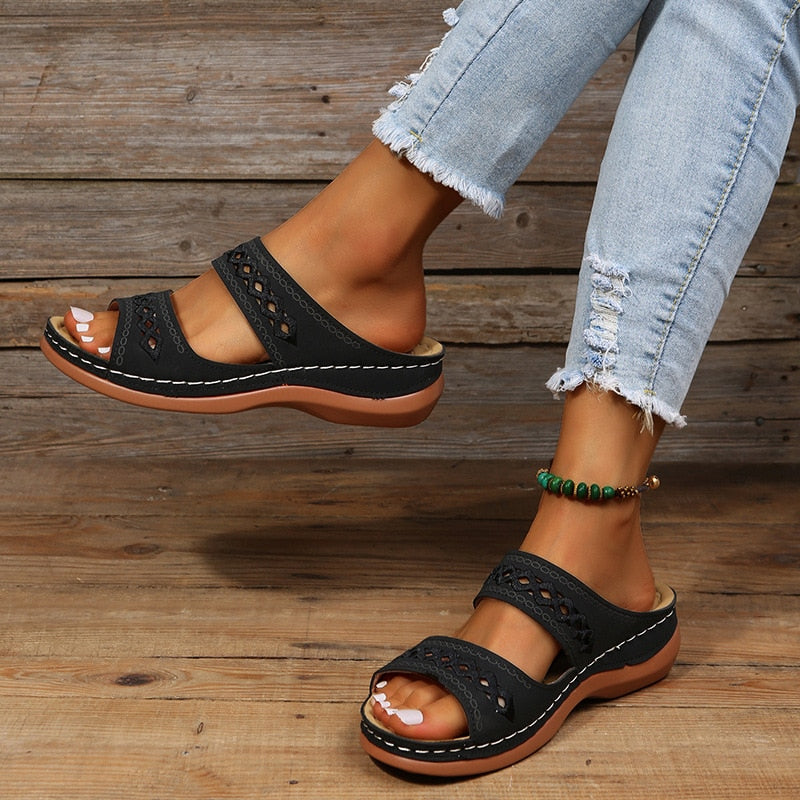 Zwergini-Mode | Gepolsterte orthopädische Sandalen