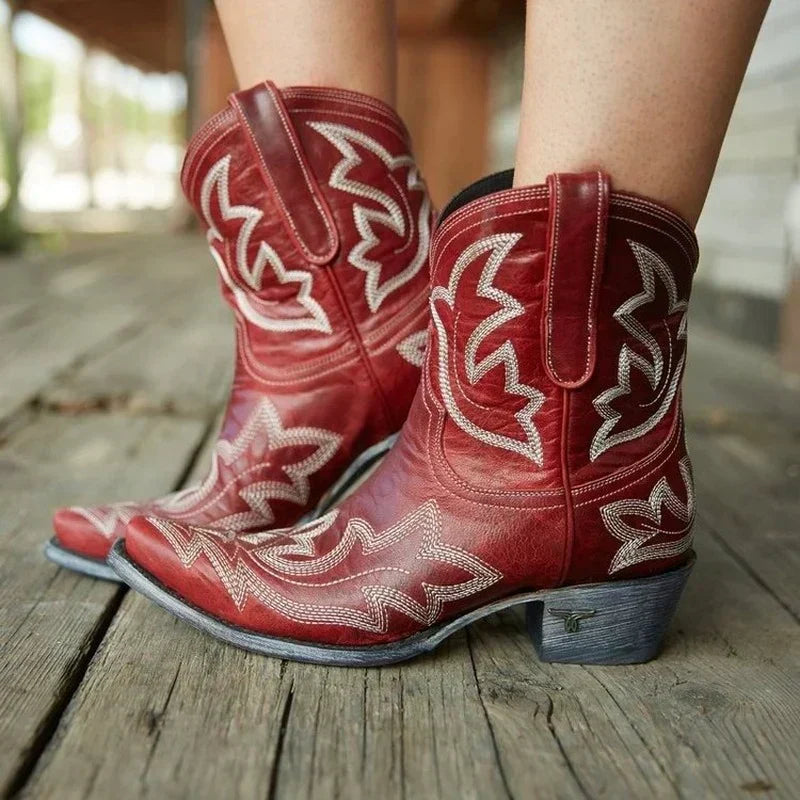Zwergini-Mode | Bestickte Cowboy-Stiefel