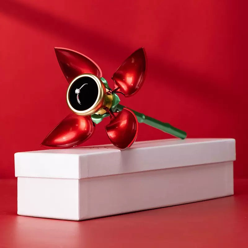Rosen-Schmuckbox als Valentinsgeschenk