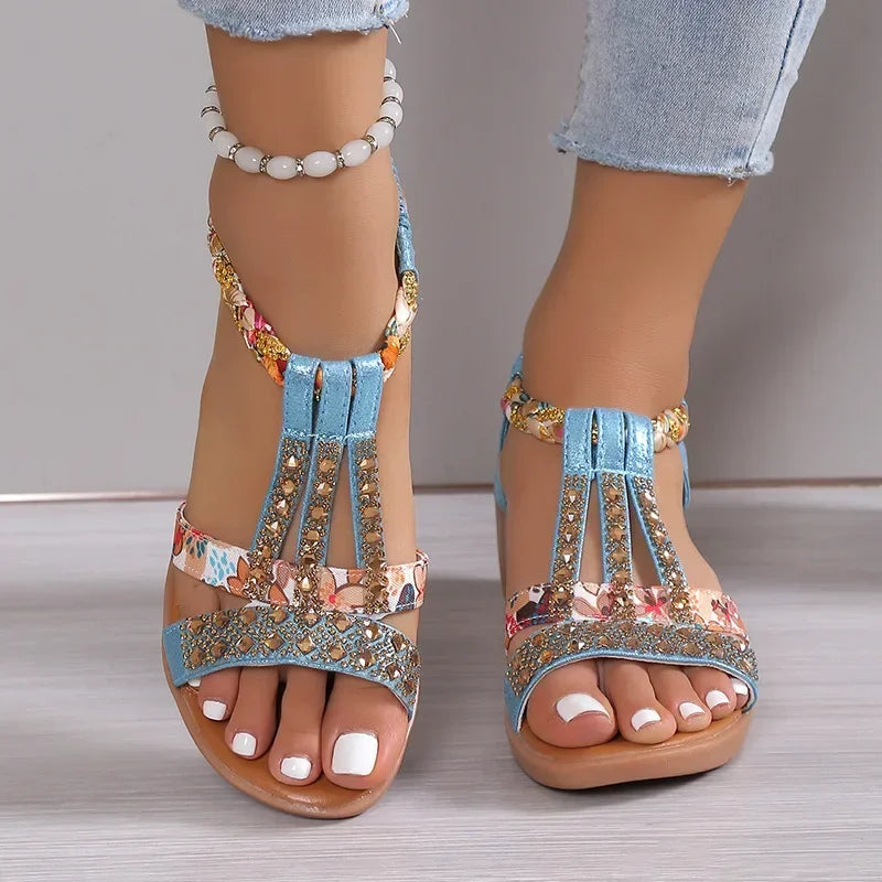 Zwergini-Mode | Schicke Boho-Sandalen