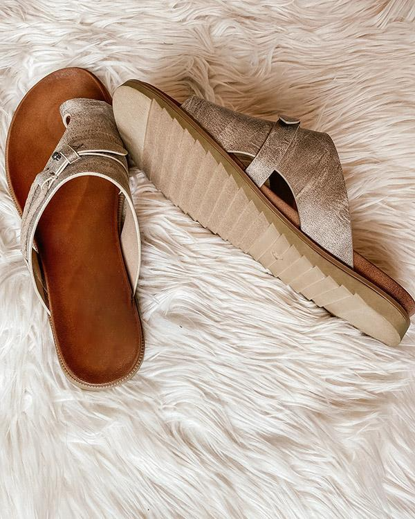 Zwergini-Mode | Orthopädische Sandalen für Damen mit Komfort und Stil